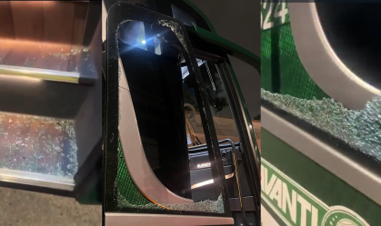 Ônibus com time feminino do Palmeiras é apedrejado a caminho de celebração
