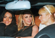 Paris Hilton resgata foto com Lindsay Lohan e Britney Spears: "Definiu uma era"
