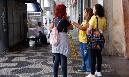 Candidatos chegam para primeira etapa do Enem 2024
