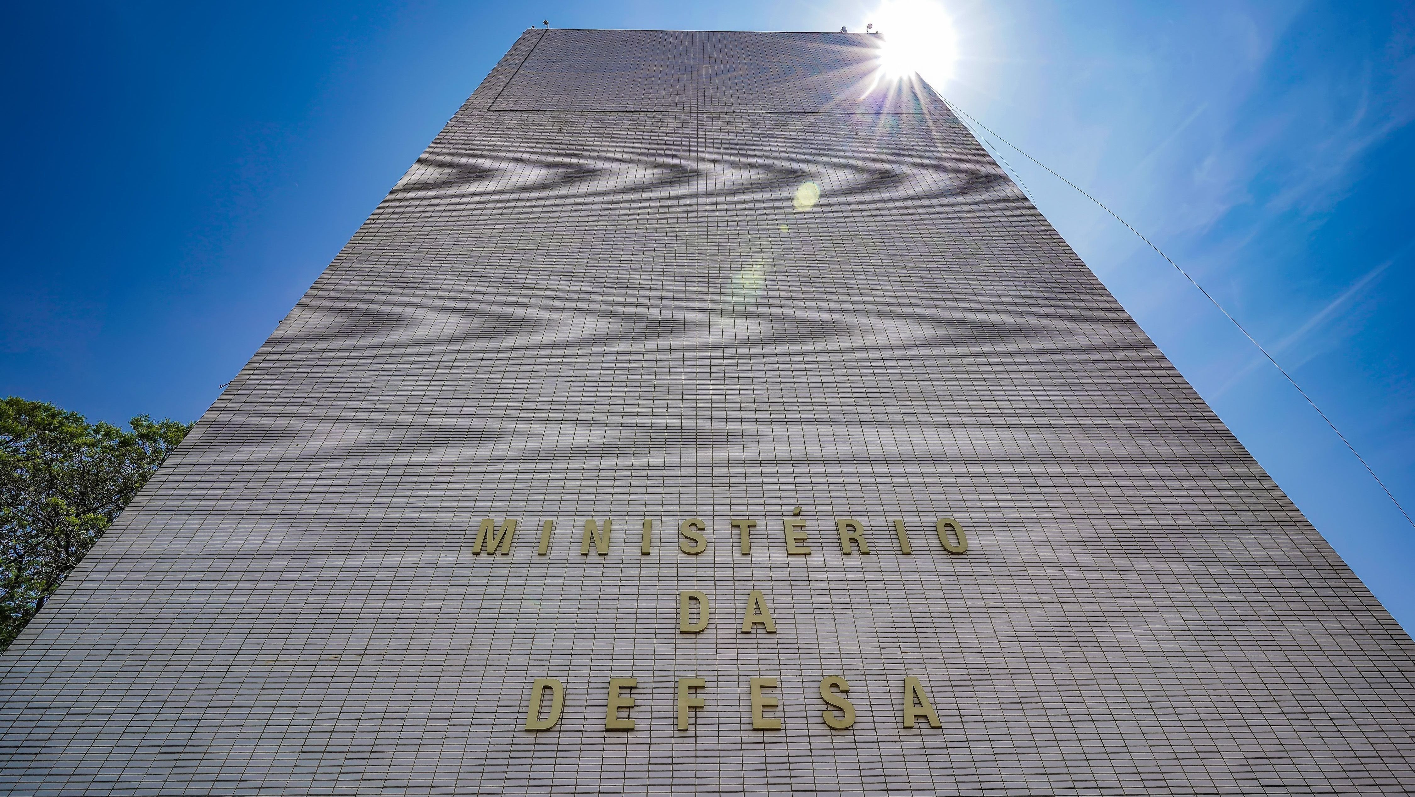 Gastos da defesa com diárias aumentam em r$ 100 mi em quatro anos | cnn brasil