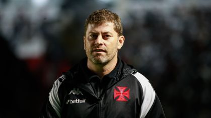 Rafael Paiva, técnico do Vasco, durante jogo da equipe no Brasileirão