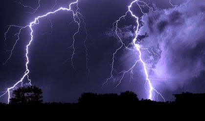 Chuva causa 1181 raios na cidade de São Paulo; entenda o que é fenômeno