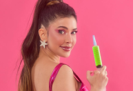 Influencer brasileira faz aniversário com tema de "A Substância" e choca web
