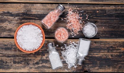 Estudo associa ingestão excessiva de sal a maior risco de dermatite atópica