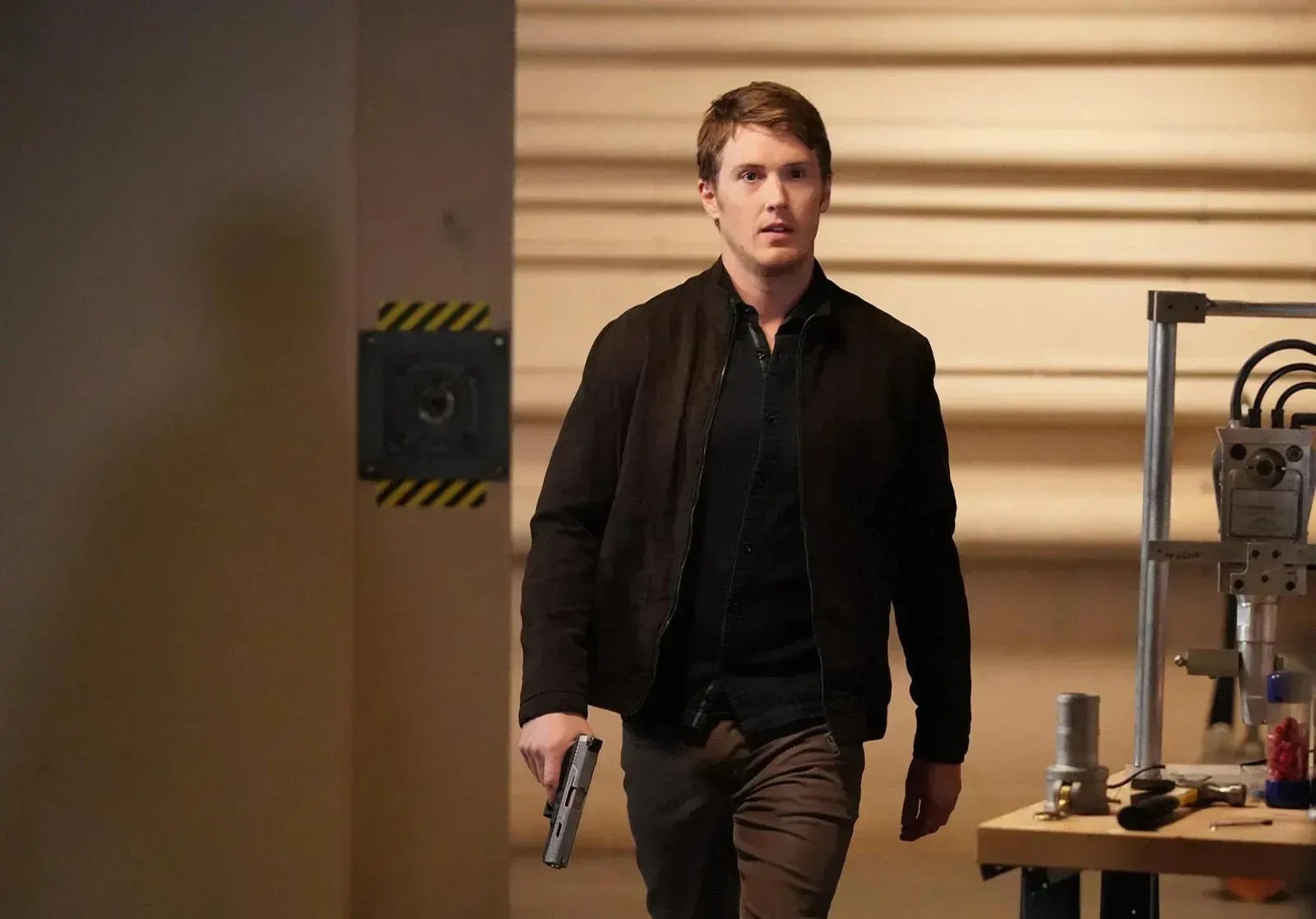 Spencer Treat Clark em "Agentes da S.H.I.E.L.D." • Divulgação/Marvel