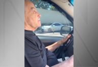 Aos 92 anos, Stenio Garcia renova carteira de motorista; veja vídeo