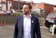 Candidato a vice de Trump, JD Vance vota em Ohio