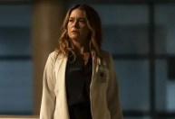 "Sutura" se diferencia de séries médicas por suspense e pauta social, diz diretor