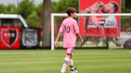 Thiago Messi durante torneio de base na Argentina