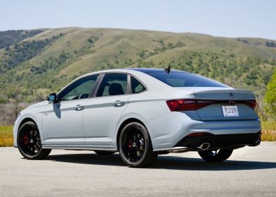 Traseira do Jetta GLI 2025