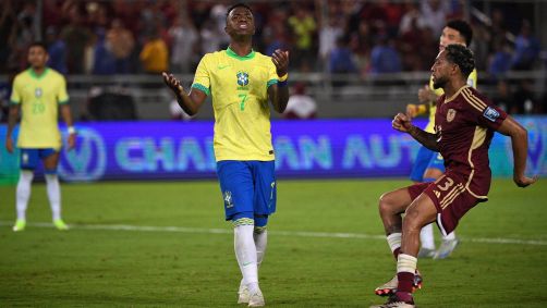 Vinicius Jr lamenta pênalti perdido pelo Brasil contra a Venezuela