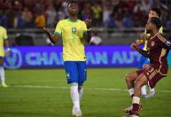 Marquinhos reclama de artimanha da Venezuela: ‘Tem que penalizar’