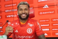 Wesley, do Inter, elogia técnico Roger Machado: "Melhor que já tive"