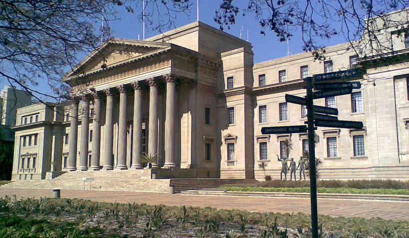 Entrada da University of the Witwatersrand (Wits), em Joanesburgo • Samuel Molepo