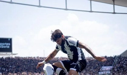 Bastidores: Yuri pediu para seguir em campo e não preocupa no Corinthians