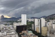 Alerta intenso: RJ deve ter toda a chuva esperada para abril em um dia