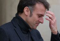 Macron deve anunciar novo primeiro-ministro em 48 horas