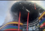 Governador russo diz que destroços de drone ucraniano causaram incêndio em shopping