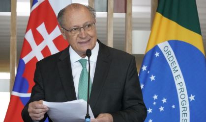 Complexo de biorrefinarias em Alagoas "vai salvar o planeta", diz Alckmin
