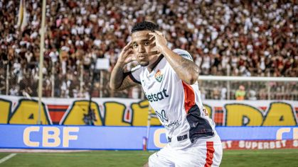 Alerrandro está empatado na artilharia da competição