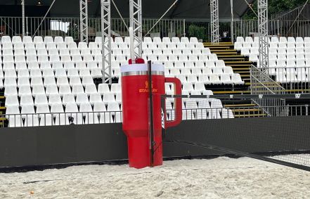 Arbitragem na Copa do Mundo de Beach Tennis será dentro de um copo