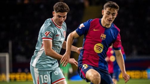 Atlético de Madrid supera Barcelona com gol no fim do jogo