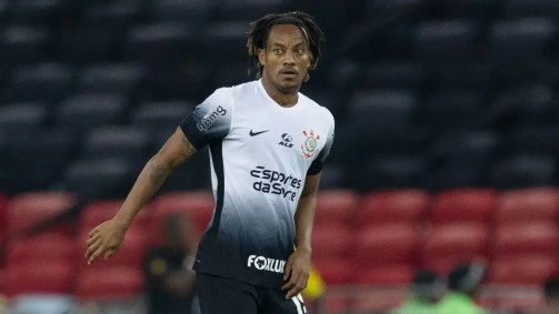 Andre Carrillo em ação pelo Corinthians