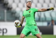 Entenda como está a negociação do Vasco com o goleiro Daniel Fuzato