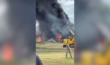 Vídeo mostra avião que saiu da pista e pegou fogo aeroporto de San Fernando, na província de Buenos Aires, Argentina