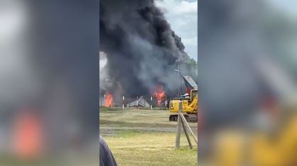 Vídeo mostra avião que saiu da pista e pegou fogo aeroporto de San Fernando, na província de Buenos Aires, Argentina