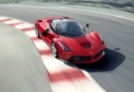 Ferrari LaFerrari de SC tem o IPVA 2025 mais caro do Brasil
