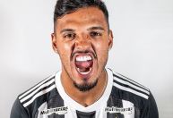 Atlético-MG anuncia a contratação de Gabriel Menino, primeiro reforço para 2025
