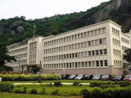 Fachada do prédio do Instituto Militar de Engenharia, no Rio de Janeiro