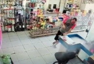 Homem é morto a tiros em supermercado no interior de SP; veja vídeo