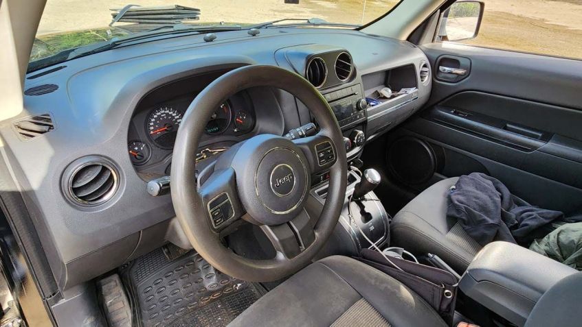Jeep Patriot 2012: SUV com placas do Canadá chama atenção no Brasil • Thiago Ventura/CNN