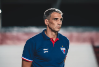Vojvoda fala sobre futuro como treinador do Fortaleza