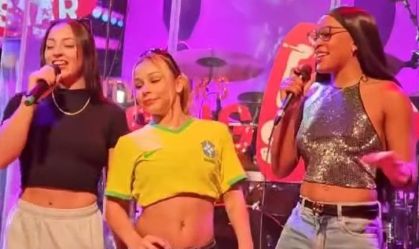 Rebeca Andrade, Flávia e Julia, da ginástica, viralizam em karaokê; veja