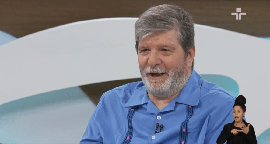 Escritor Marcelo Rubens Paiva, responsável por "Ainda Estou Aqui" e "Feliz Ano Velho', em entrevista no Roda Viva • Reprodução/TV Cultura