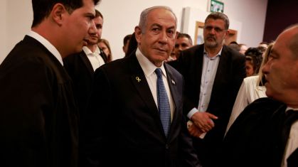 Primeiro-ministro de Israel, Benjamin Netanyahu, em Tribunal de Tel Aviv.