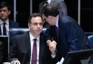Senado aprova a regulamentação da reforma tributária e projeto vai à Câmara