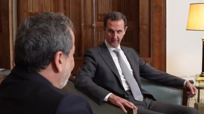 Presidente da Síria continua em Damasco, diz agência de notícias estatal.