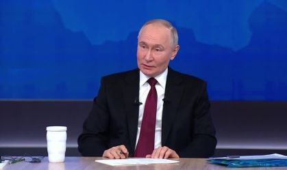Putin liga para presidente do Cazaquistão após queda de avião