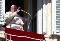 Papa Francisco reza pelo Líbano e pede cessar-fogo em outras guerras