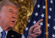 Governo Trump lança novo aplicativo de "autodeportação"