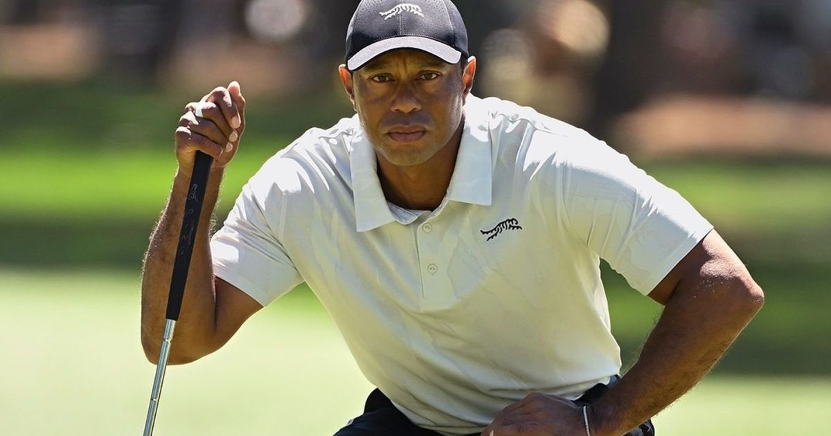 Tiger Woods paga fiança e é liberado após se envolver em acidente