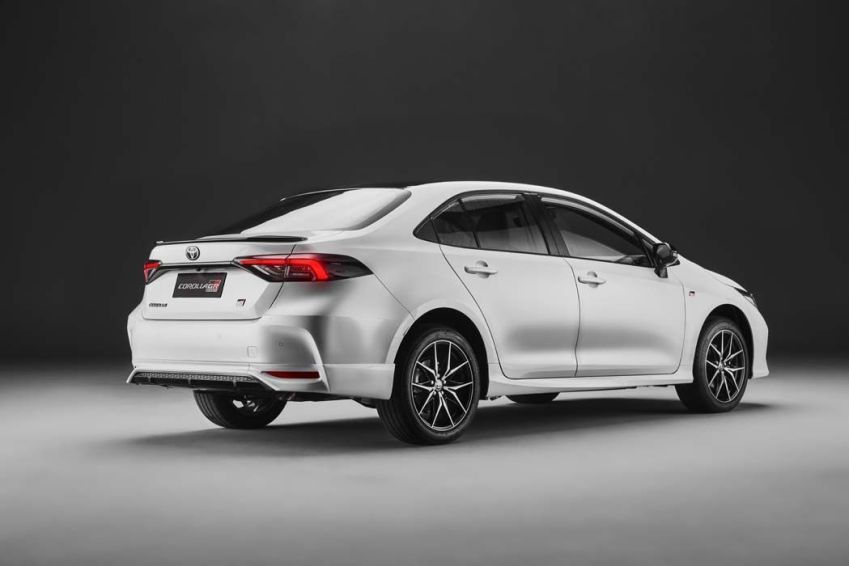 Toyota Corolla 2025: versão GR-Sport recebe novo visual • Toyota/Divulgação