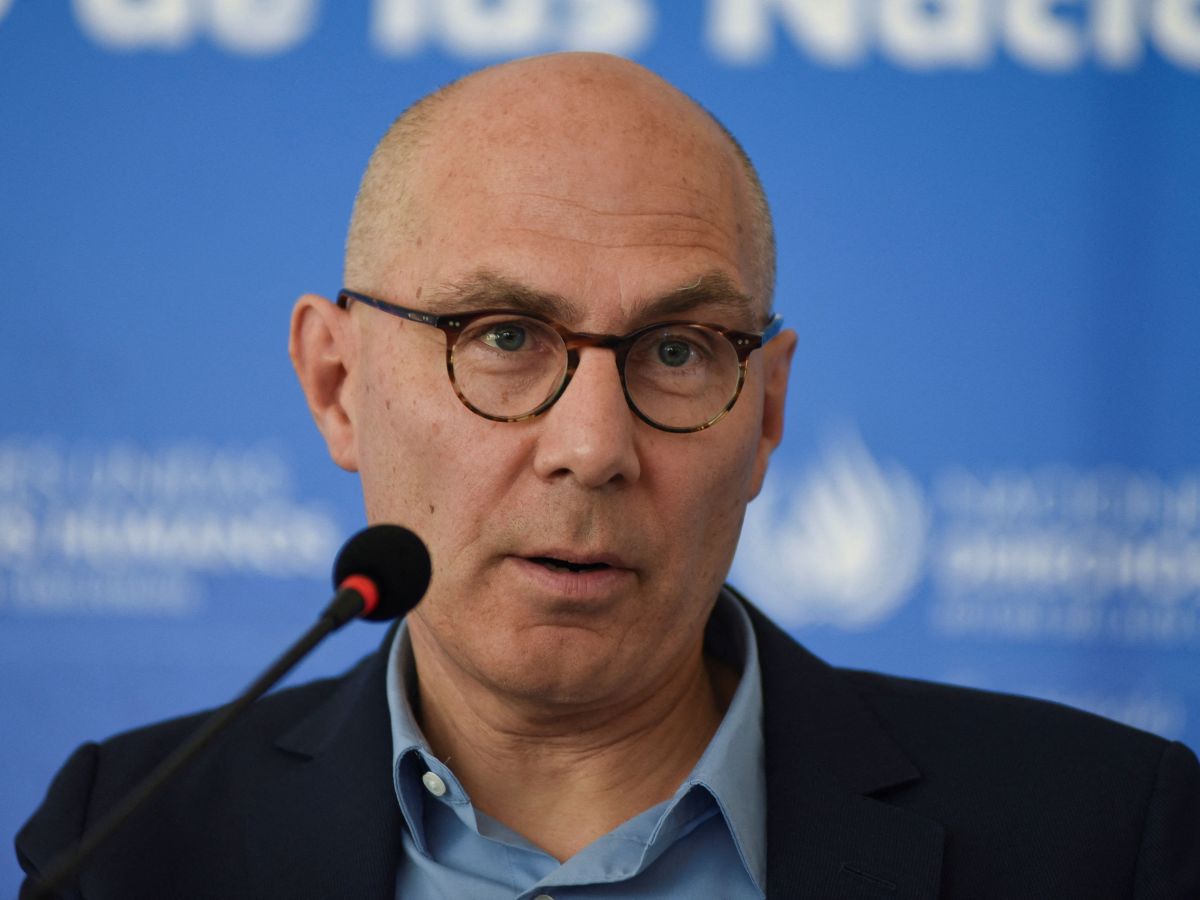 Xotin erini aldaydi, er faqat oyoqlarini opadi, porno onlayn tomosha qilish