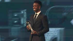Vini Jr. conquistou o prêmio de melhor jogador do mundo no The Best Fifa