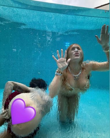 Zé Felipe posta foto ousada com Virginia • Instagram / Zé Felipe