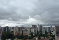 Semana será marcada altos índices UV e por chuvas em São Paulo